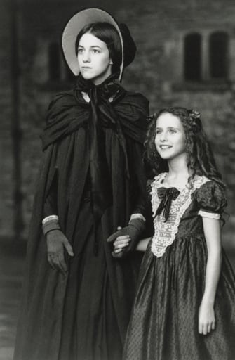 Charlotte Gainsbourg e  Joséphine Serre: Jane e Adele, pupilla di sir Edward Rochester.