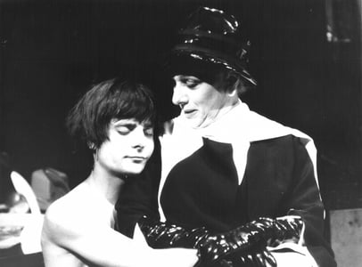 Giulio Brogi, Giancarlo Giannini e Andreina Pagnani: Gianni, Bibò e la madre.