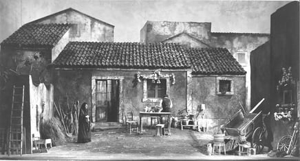 Anna Magnani and Osvaldo Ruggieri: Gnà Pina and Nanni Lasca in act II.