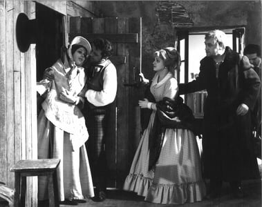Mirella Freni, Gianni Raimondi, Adriana Martino, Ivo Vinco e Rolando Panerai: nell'ultimo quadro dell'opera, Mimì in fin di vita ritorna da Rodolfo.