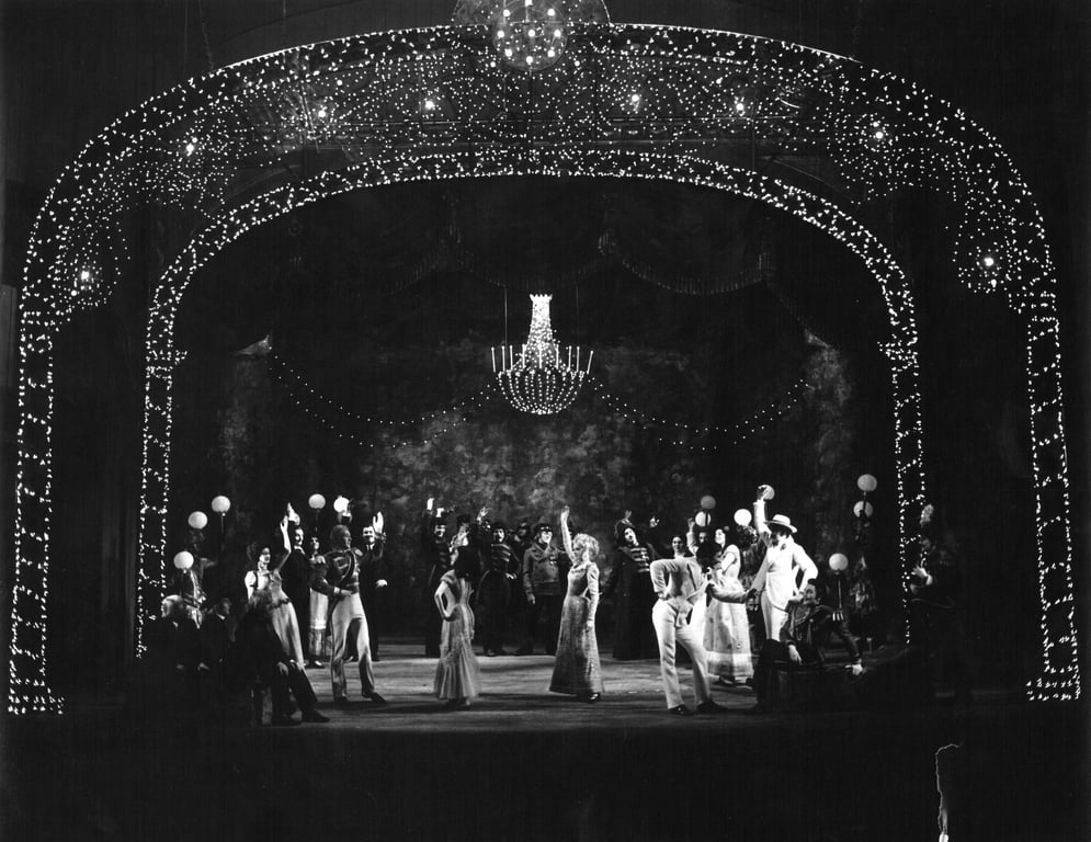 Downstage from left to right, Ian McKellen, Caroline John, Maggie Smith,  Robert Stephens and Albert Finney: Claudio, Hero, Beatrice, Benedick and Don Pedro.