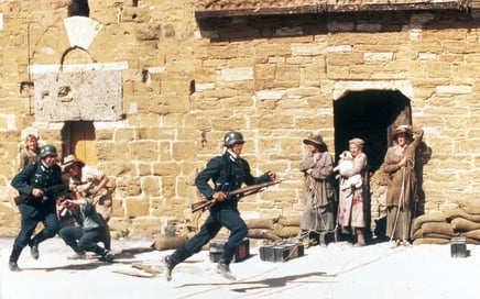 Lily Tomlin, Judi Dench e Maggie Smith: le Ladies difendono le torri di San Gimignano.