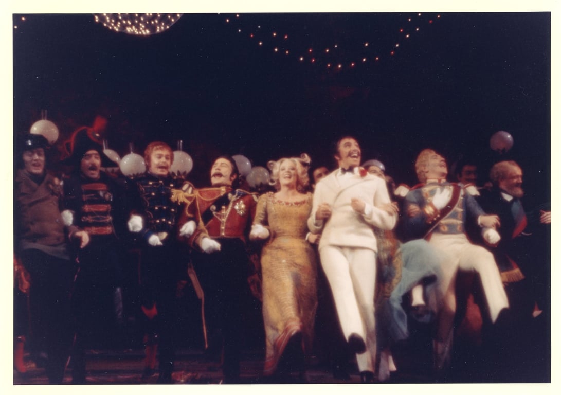 From left to right,  Michael Rothwell, Frank Finlay, Derek Jacobi, Albert Finney, Maggie Smith, Robert Stephens and Ian McKellen: Verges, Dogberry, Don John, Don Pedro, Beatrice, Benedick and Claudio.
