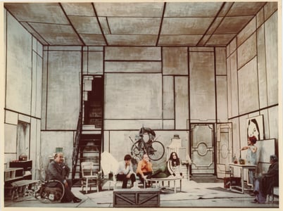 Luigi Pavese, Giancarlo Giannini, Gianni Bonagura, Anna Maria Guarnieri, Milena Vukotic e Gianna Piaz: il colonnello Melkett, Brindsley, Harold, Clea, Carol e Miss Furnival.