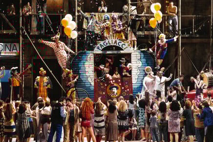 2009. Pagliacci