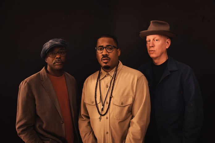 JBLTRIO_c_ShervinLainez (2)