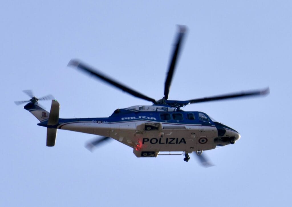 Traffico droga, riciclaggio e immigrazione clandestina, 40 misure