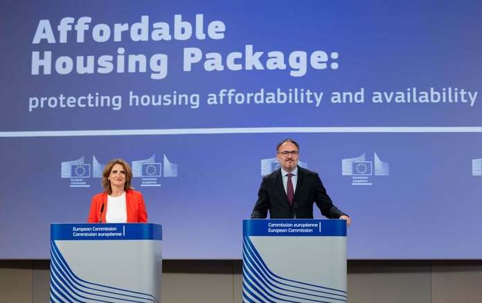 Immagine per Affordable Housing Act per Podcast