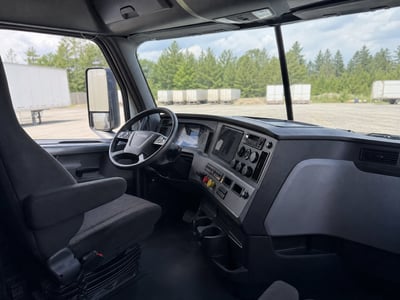 2020 Freightliner Cascadia