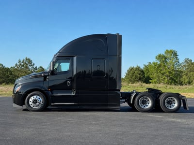 2020 Freightliner Cascadia