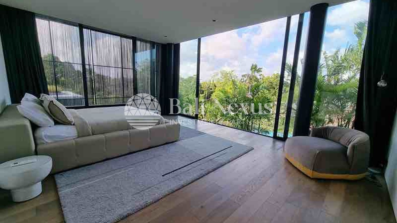 Villa 6BR in Pererenan photo 6