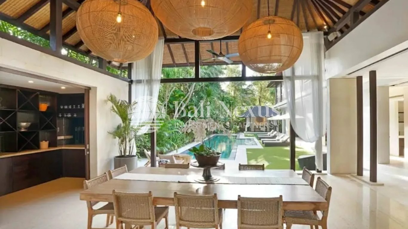 Villa 5BR in Seminyak photo 3