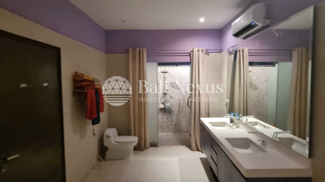 Villa 3BR in Seminyak photo 9