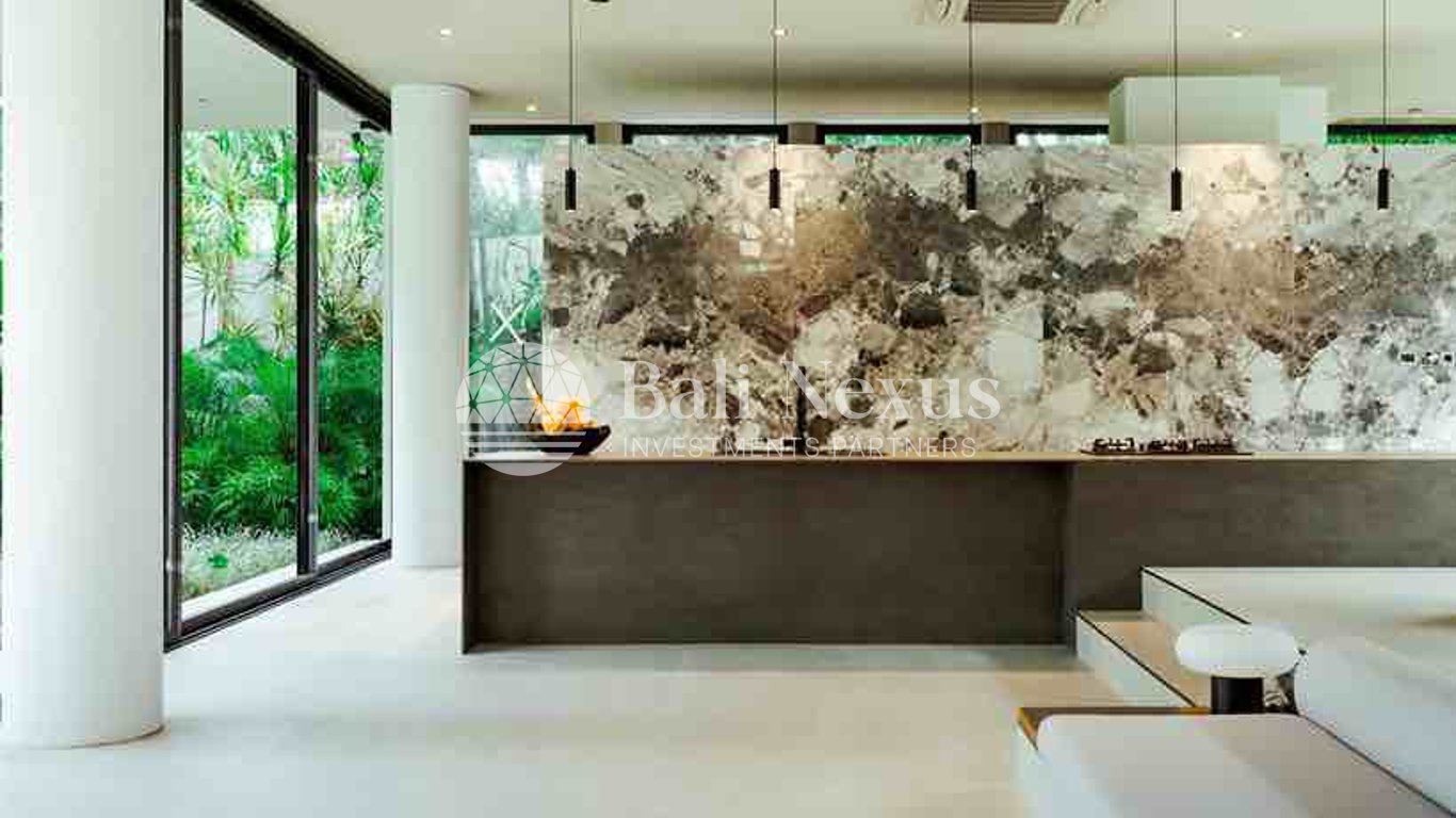 Villa 6BR in Pererenan photo 3