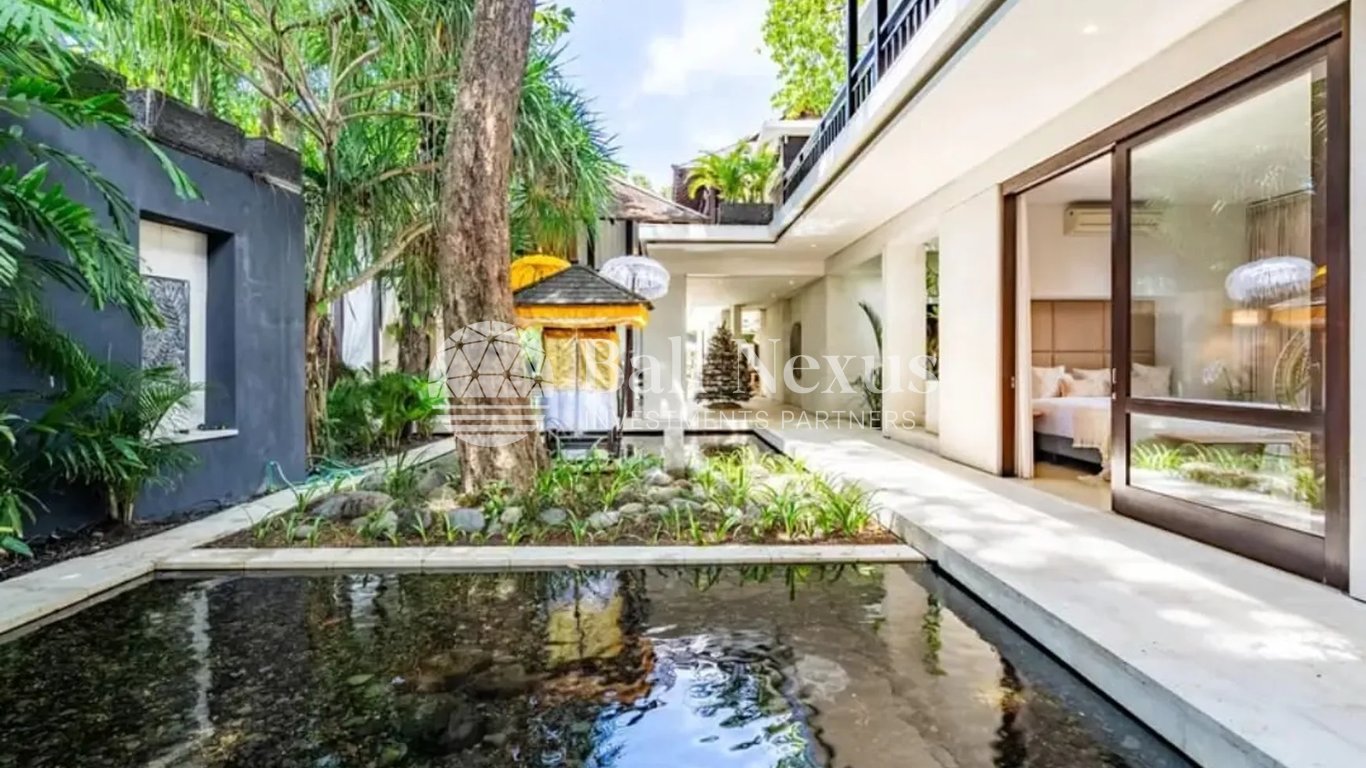 Villa 5BR in Seminyak photo 2