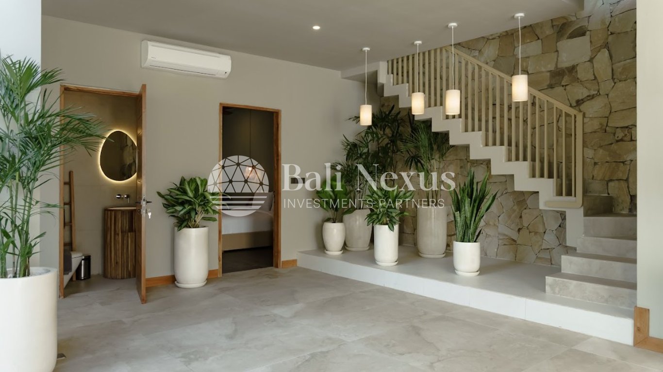 Villa 5 BR in Canggu photo 8