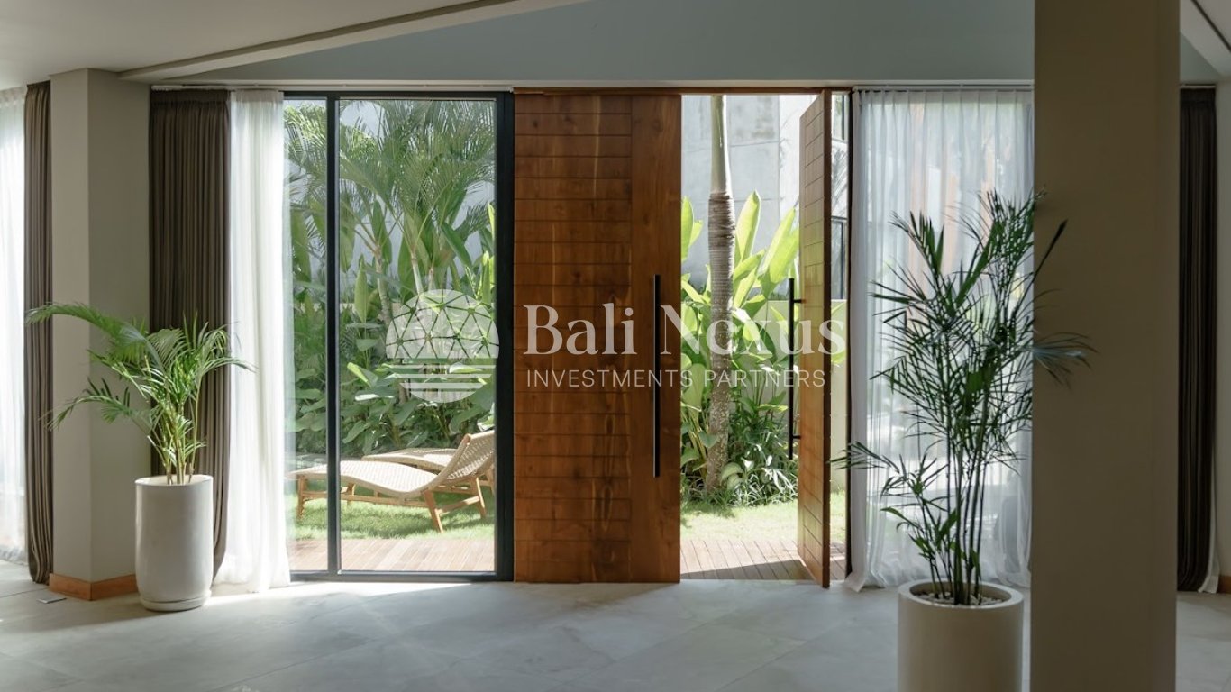 Villa 5 BR in Canggu photo 5