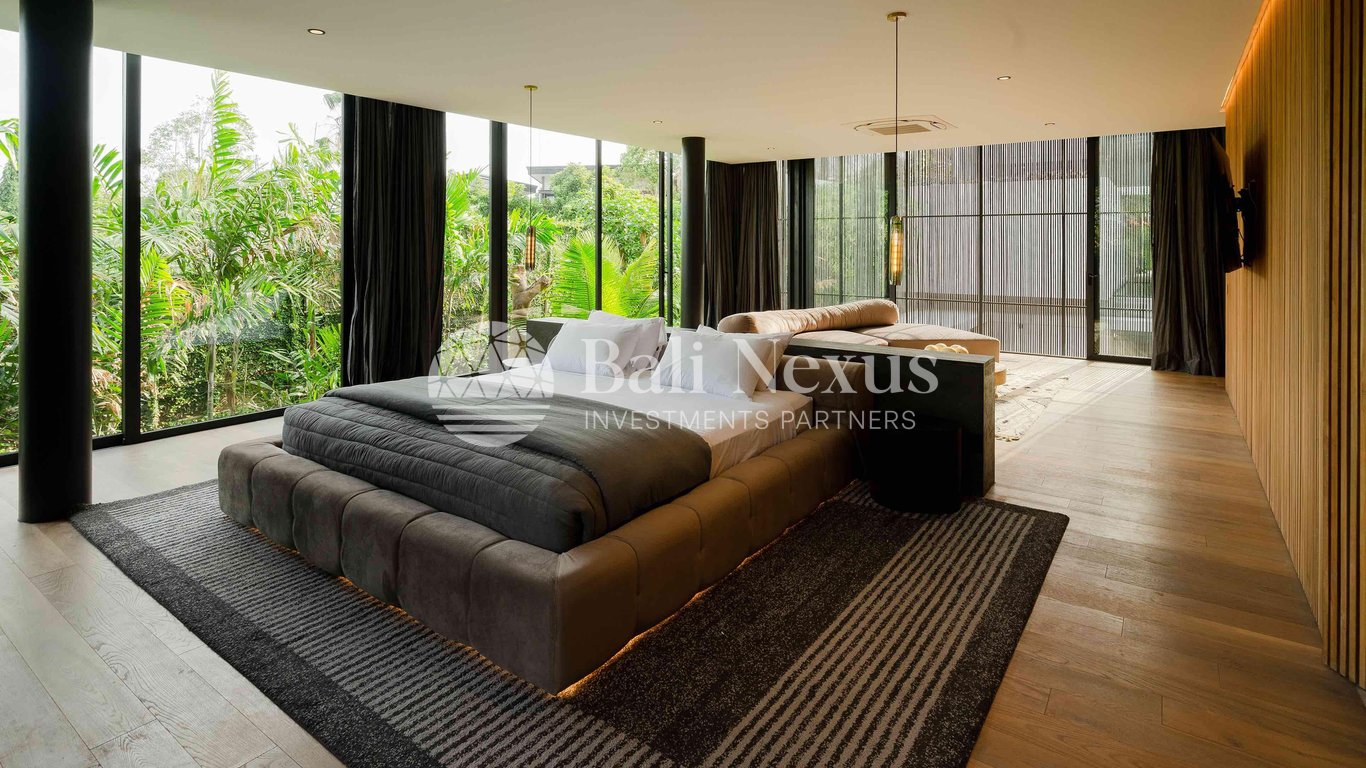 Villa 6BR in Pererenan photo 2