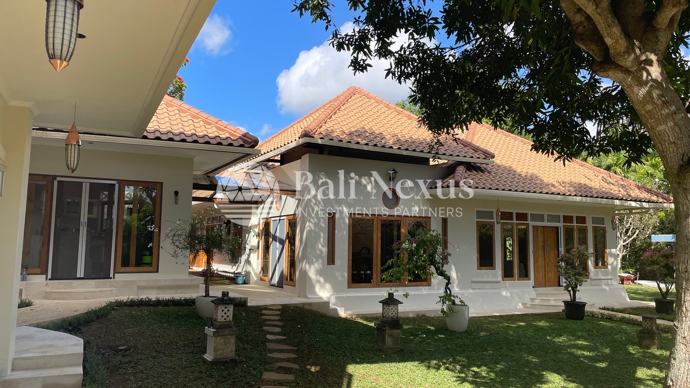 Villa 4BR in Benoa photo 1