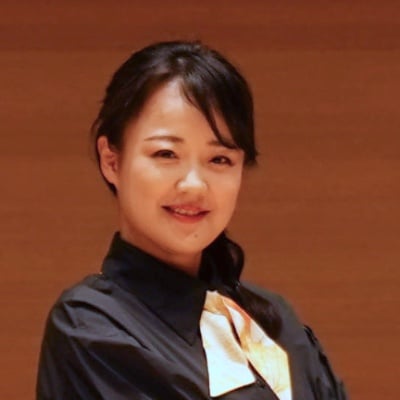 山中さゆり