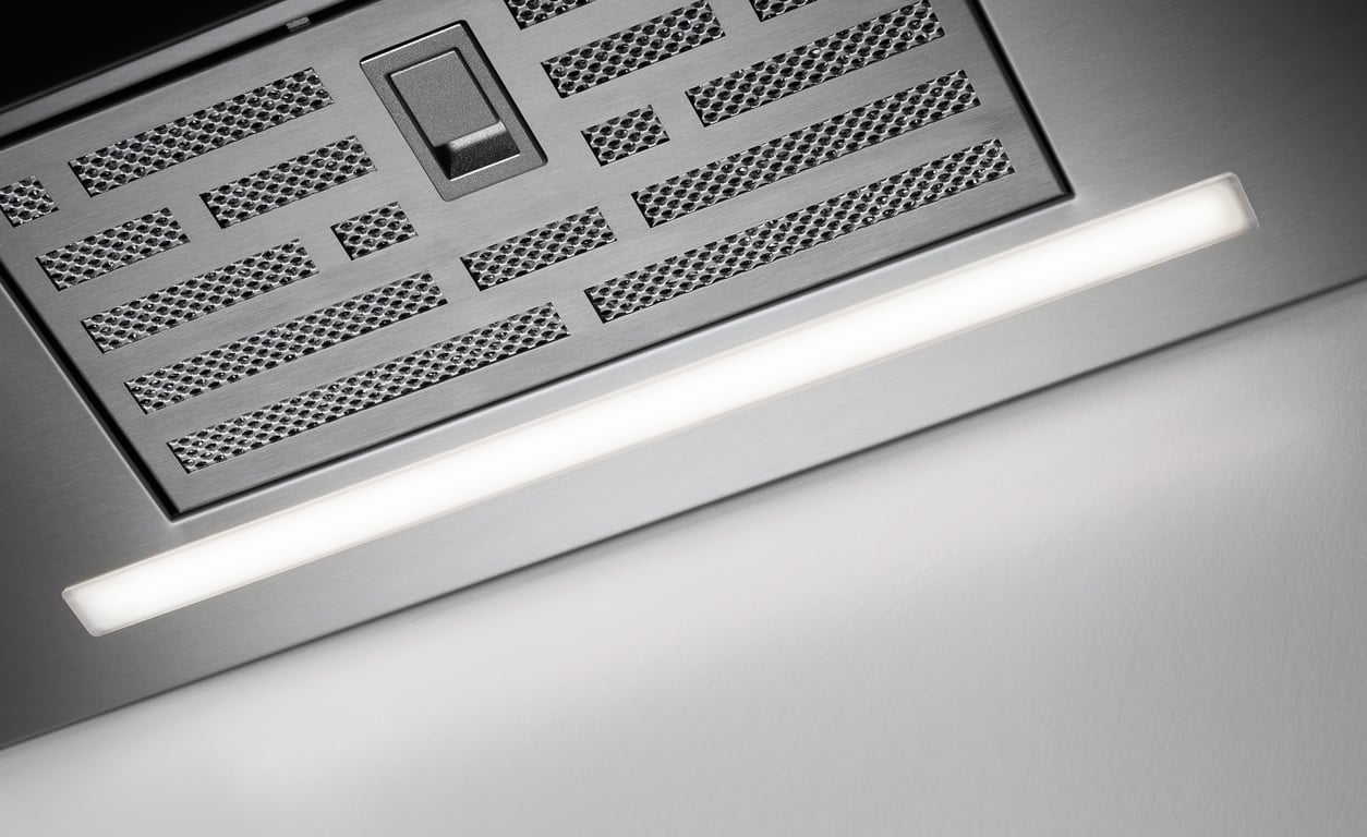 DVK6981HB PSAACH190FA0000G Image of Rangehood Inclined AEG 900