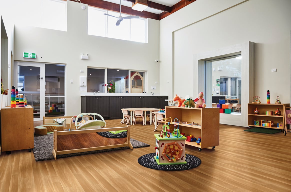 TimberlinePlus TasmanianOakPlus Image of Armstrong Flooring - Timberline Plus