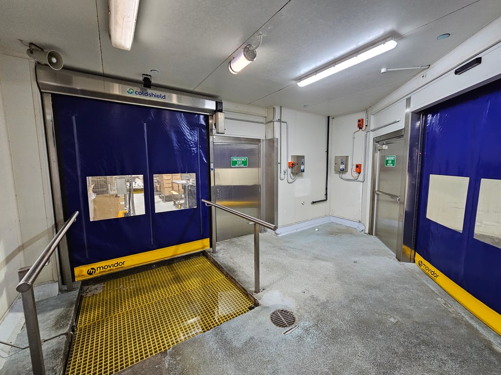 Coldshield EX35 factoryinstall Image of Door Roller Coldshield Rapid EX35 ProtrudingTrack
