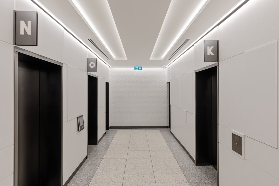 600 Bourke St - Lift Lobby - 045A9720-Edit Image of Lighting CeilingRecessed Darkon WYN IT REC