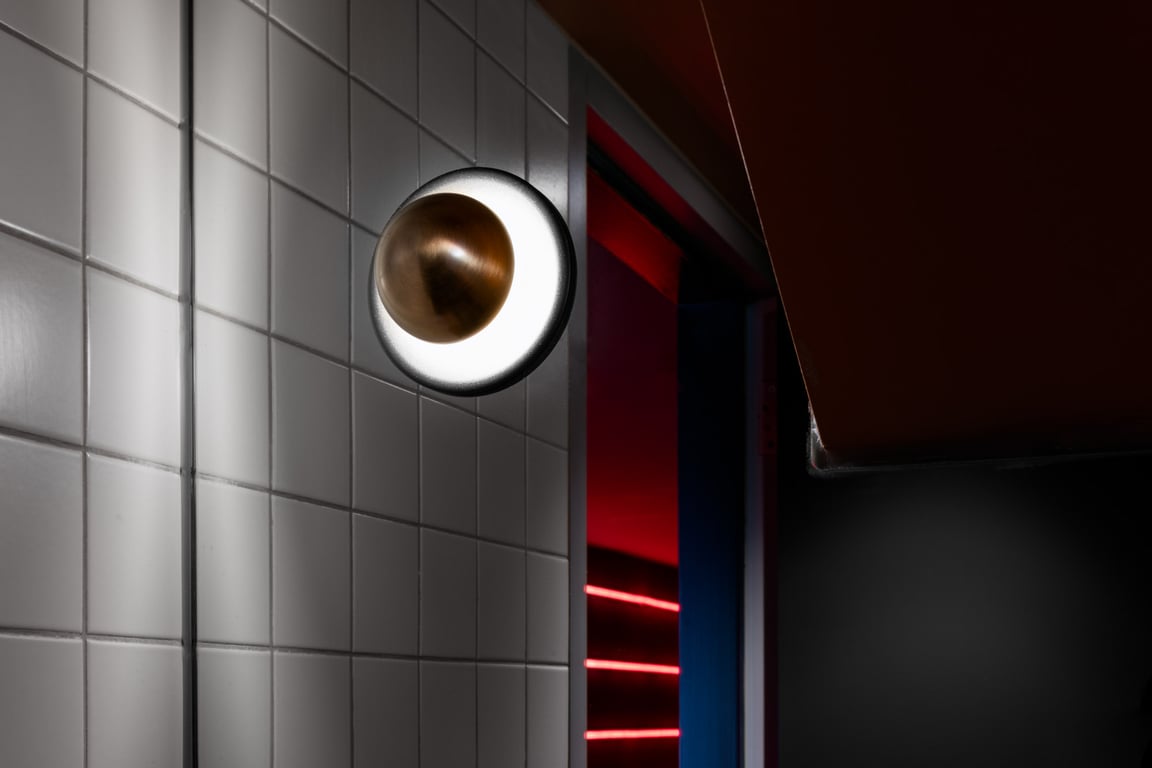 CHROME DOME-LUCY Image of Lighting Wall Darkon Chrome DOME WALL