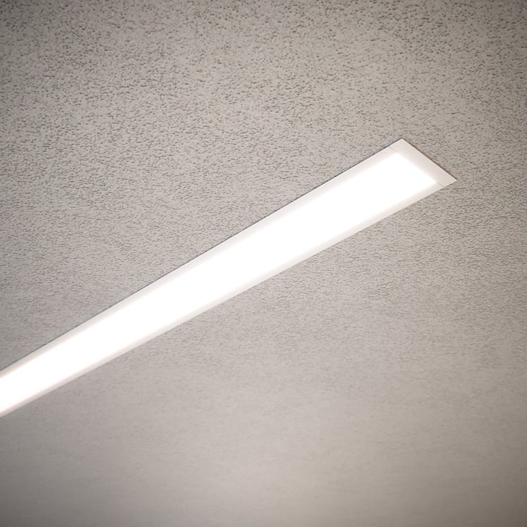 SLIM-TRIM-FLUSH-LENS-1024x1024 Image of Lighting CeilingRecessed Darkon TRIM RADII REC