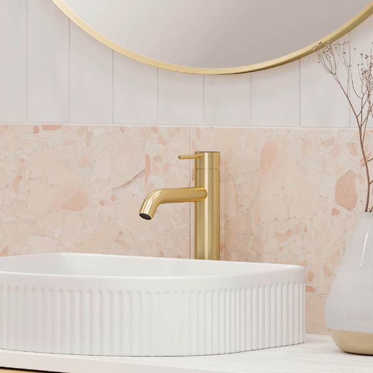 228110UB 2 Image of Mixer Basin Fienza Kaya Medium