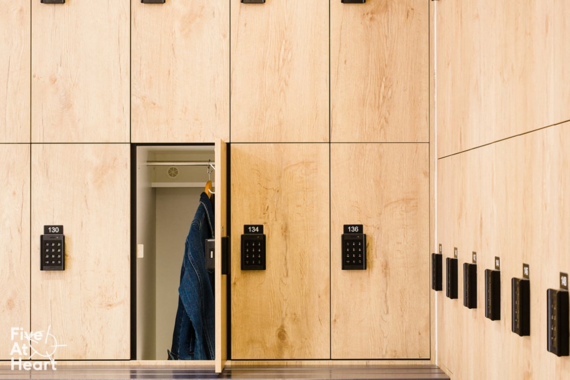 FiveAtHeart Maximus 2 Image of Locker ChangeRoom FiveAtHeart Maximus