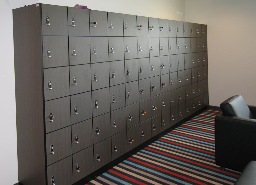 Bendigo Super Clinic 007-2 Image of Locker Laminate IntraSpace Traditional 6Door