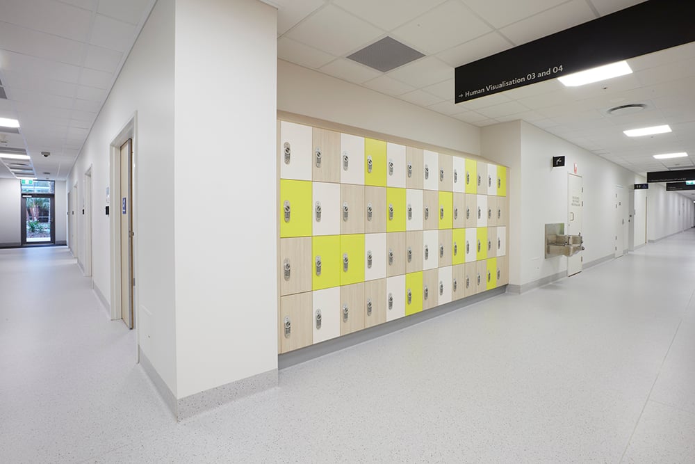 INTRASPACE SCUH 10 Image of Locker Laminate IntraSpace Traditional HighBase 4Door