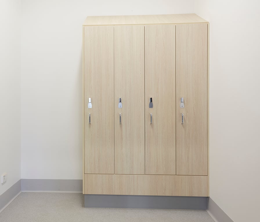 INTRASPACE_SCUH_84.jpg Image of Locker Laminate IntraSpace Traditional HighBase Tall 1Door