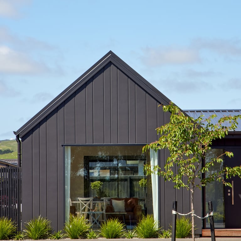 Hardie Oblique Cladding-bespoke-scandi-exterior-kennedysbush-newzealand-jameshardie Image of Cladding Board JamesHardie HardieObliqueCladding Vertical 300 TimelessGrey