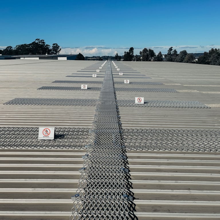GW8-Kattsafe-walkway-only-in-action-2 Image of Walkway Kattsafe Aluminium