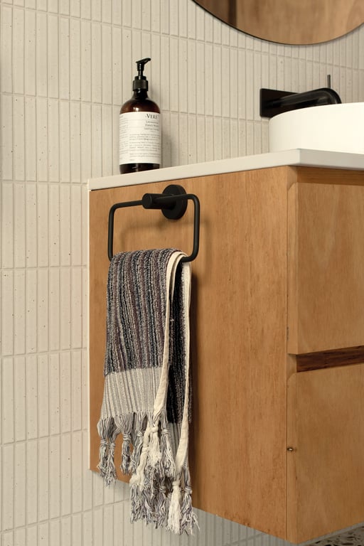 RA893MB Phoenix Radii Hand Towel Holder Round Plate Hero RGB Image of TowelHolder Hand Phoenix Radii RoundPlate