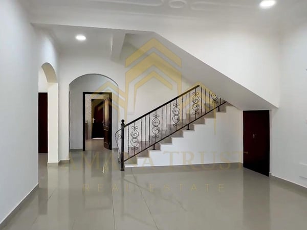 Unfurnished Standalone Villa with Private Parking - Apartment in Al Thumama