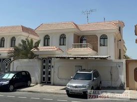 big Villa for sale in Nuaija area - Villa in Al Nuaija Street