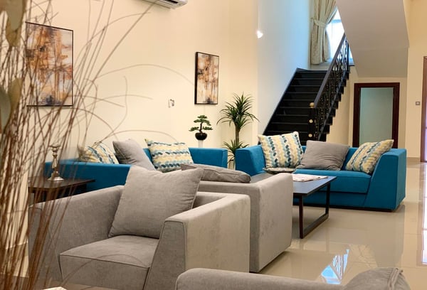 4 BEDS VILLA IN ALFARDAN GARDENS 4 - NO COMMISSION - Compound Villa in Bu Hamour Street