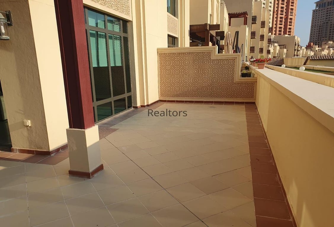 Contemporary Furnished 4Br Duplex Townhouse Porto - Townhouse in Porto Arabia Townhouses
