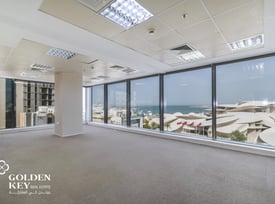 Premium Office Spaces | Great Location | Fitted - Office in Old Salata