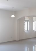 Unfurnished 3 Bedroom Flat - No Commission - Apartment in Al Wakra