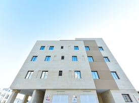 Prime Location | 2BR Near Hamad Hospital and Lulu - Apartment in Bin Omran 28