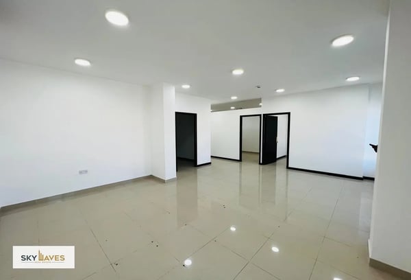 90 Sqm office space available at Bin Omran ...... - Office in Al Jazi Compound