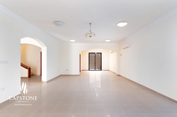 SPACIOUS 5BR+M VILLAS NEAR ASPIRE PARK - Compound Villa in Muraikh