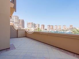 Two Bedroom Townhome with Balcony in Porto Arabia - Townhouse in West Porto Drive
