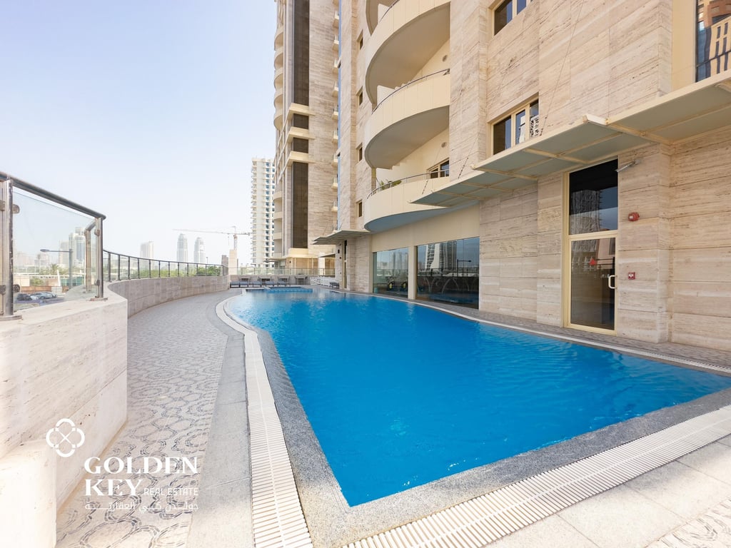 Qatar Cool Included ✅ Near Metro | Balcony - Apartment in Marina District
