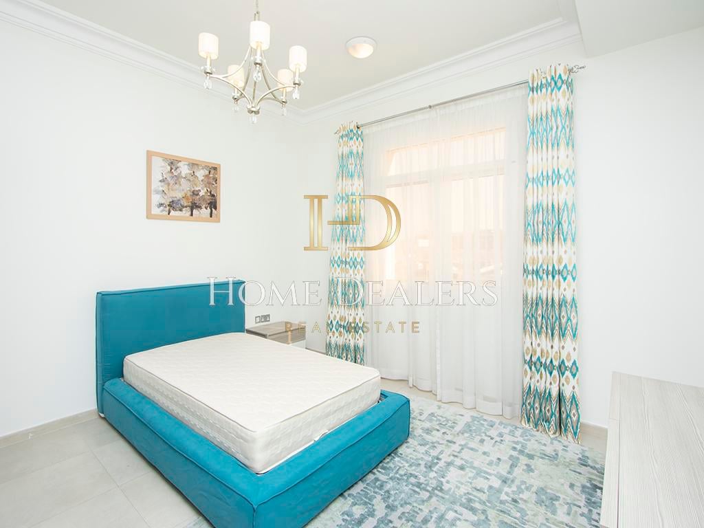 Luxurious 3 + Maids Room Villa in Al Aziziya